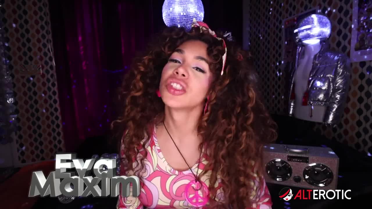 AltErotic Eva Maxim Fucks Her Sex Disco Cowboy GAPFiLL - Porn video | ePornXXX