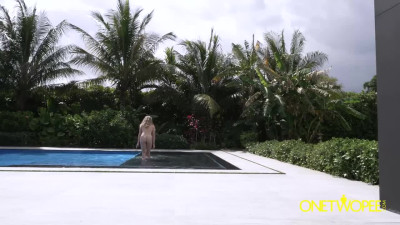 OneTwoPee Yezzclips Cory Chase Urine Luck Piss, Anal