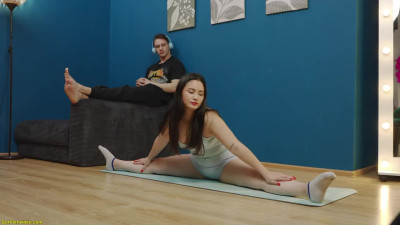 SexFlexVideo Amelia Ost Chubby Gymnast Anal Fucked