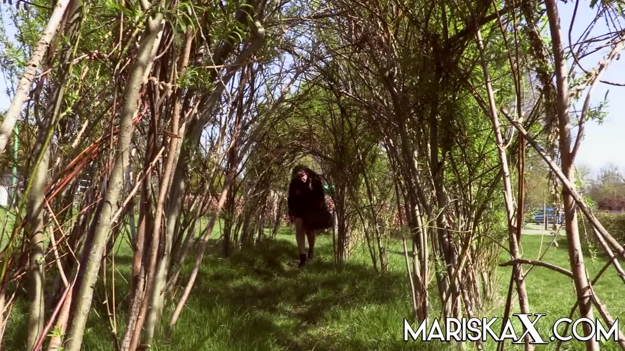 MariskaX Isabel Maxime Meets A Cougar LEWD - Porn video | ePornXXX