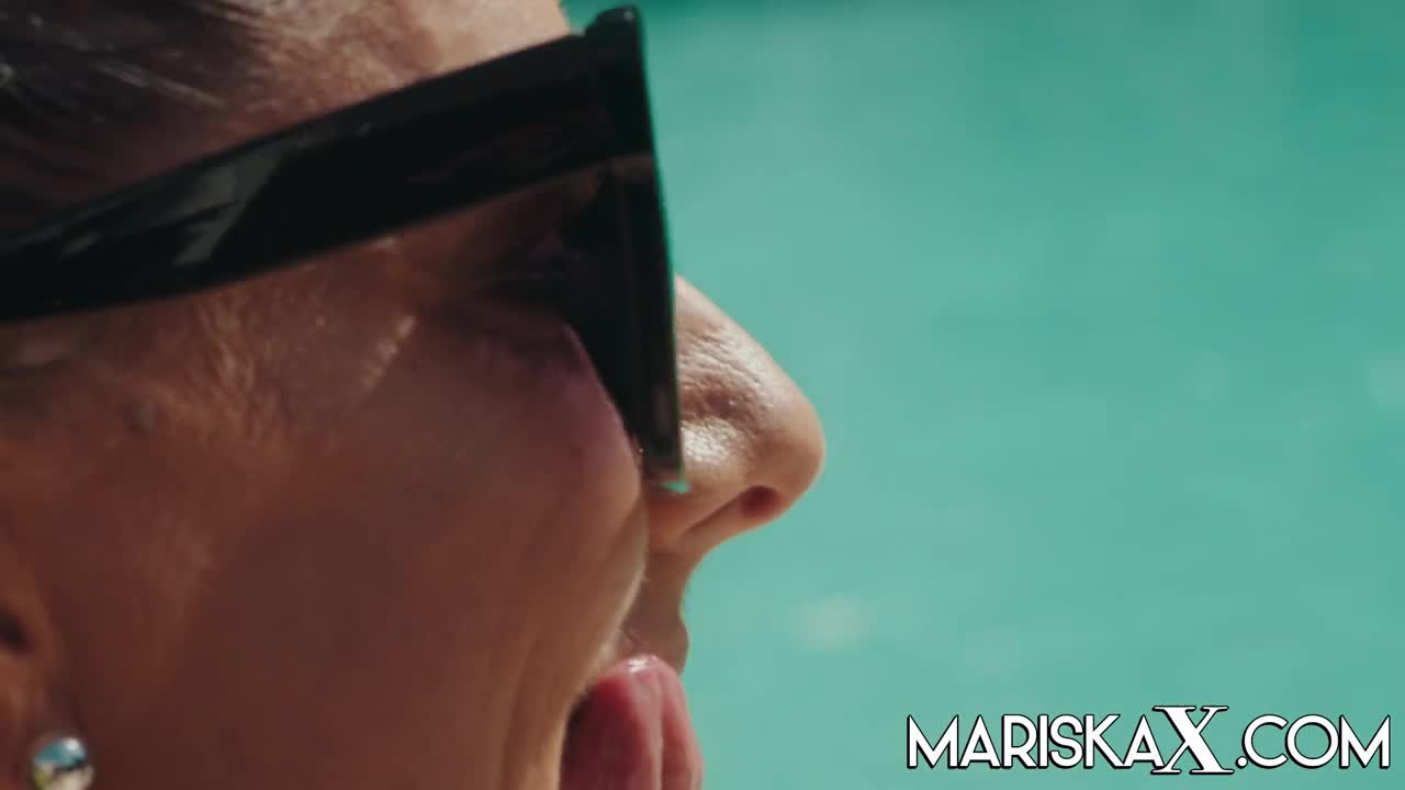 MariskaX Texas Patti And Mariska Pays The Rent To The Landlord LEWD - Porn video | ePornXXX