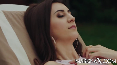 MariskaX Lina Luxa Fucks Her Boyfriend In The Garden LEWD