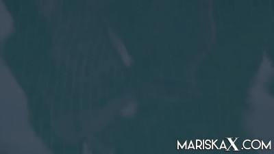 MariskaX Luna True Love And Valentina Ricci Swapping LEWD